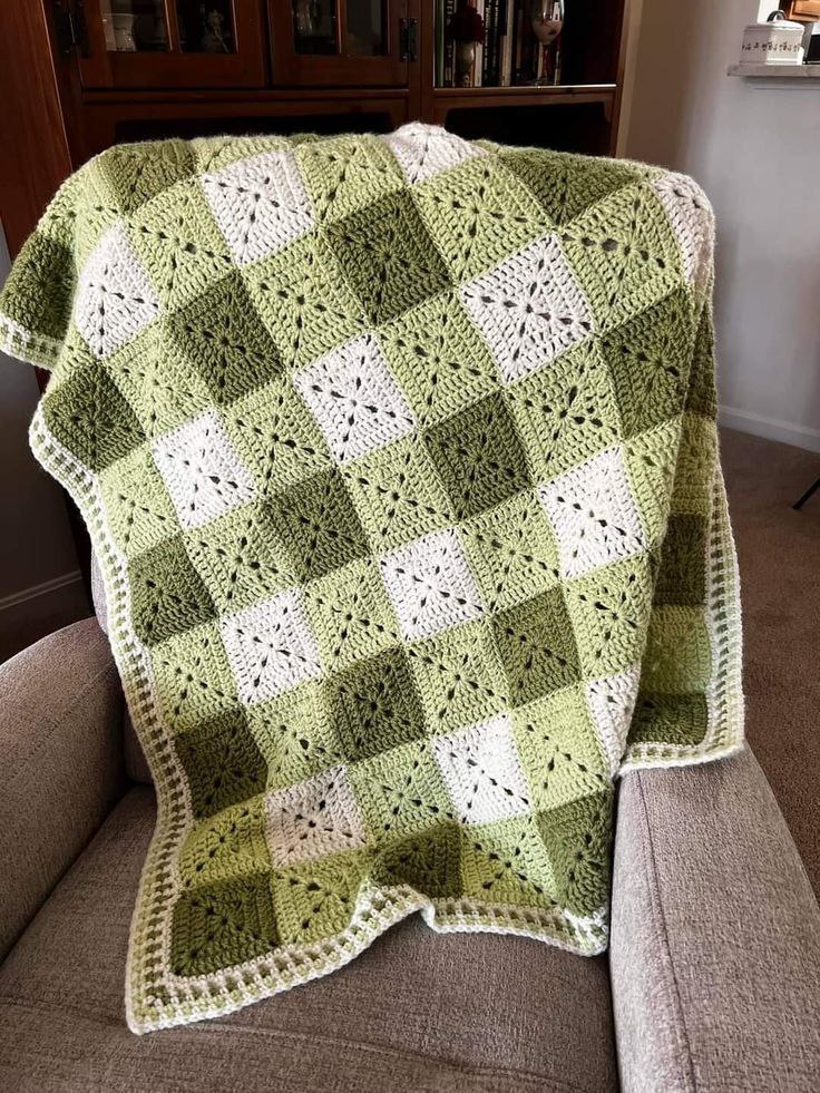 دکور بافتنی در خانه شال مبل