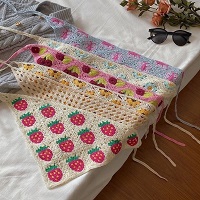 مینی اسکارف‌های دست‌باف